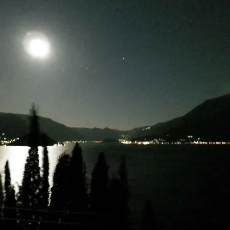 Camilla House Lägenhet Varenna