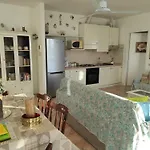 Camilla House Apartman Varenna